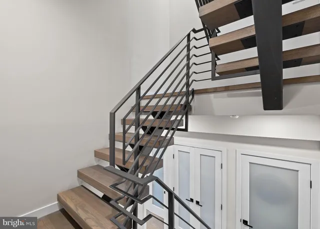 $1,799,000 | 2106 Spring Street, Philadelphia, PA 19103