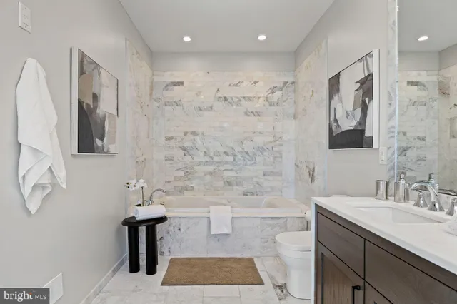 $1,799,000 | 2106 Spring Street, Philadelphia, PA 19103