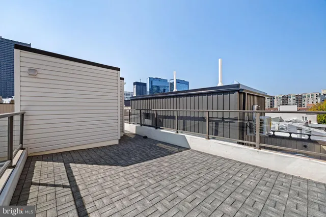 $1,799,000 | 2106 Spring Street, Philadelphia, PA 19103