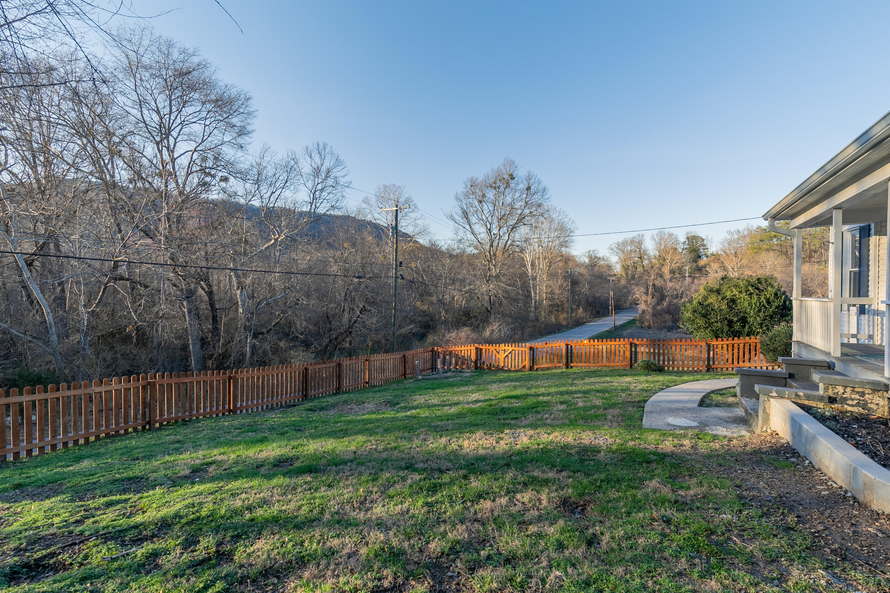 5822 Burnt Mill Road Chattanooga, TN 37410 - Photo 4 of 20 B5D_0109-HDR