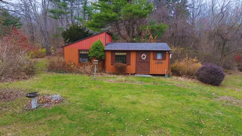 $300,000 | 86 Christian Hill Road, Haddam, CT 06441