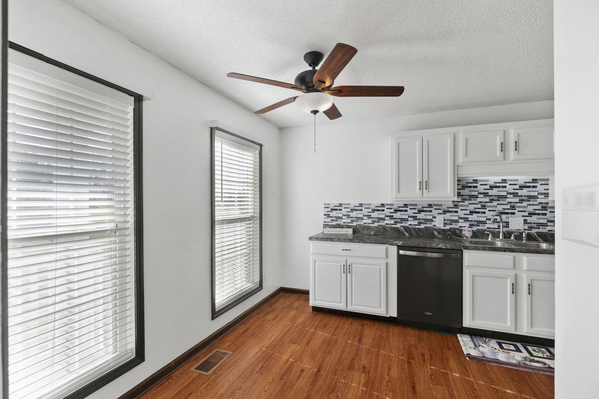 1028 Heatherwood Road Pleasant View, TN 37146 - Photo 13 of 45 Gallery Image 13