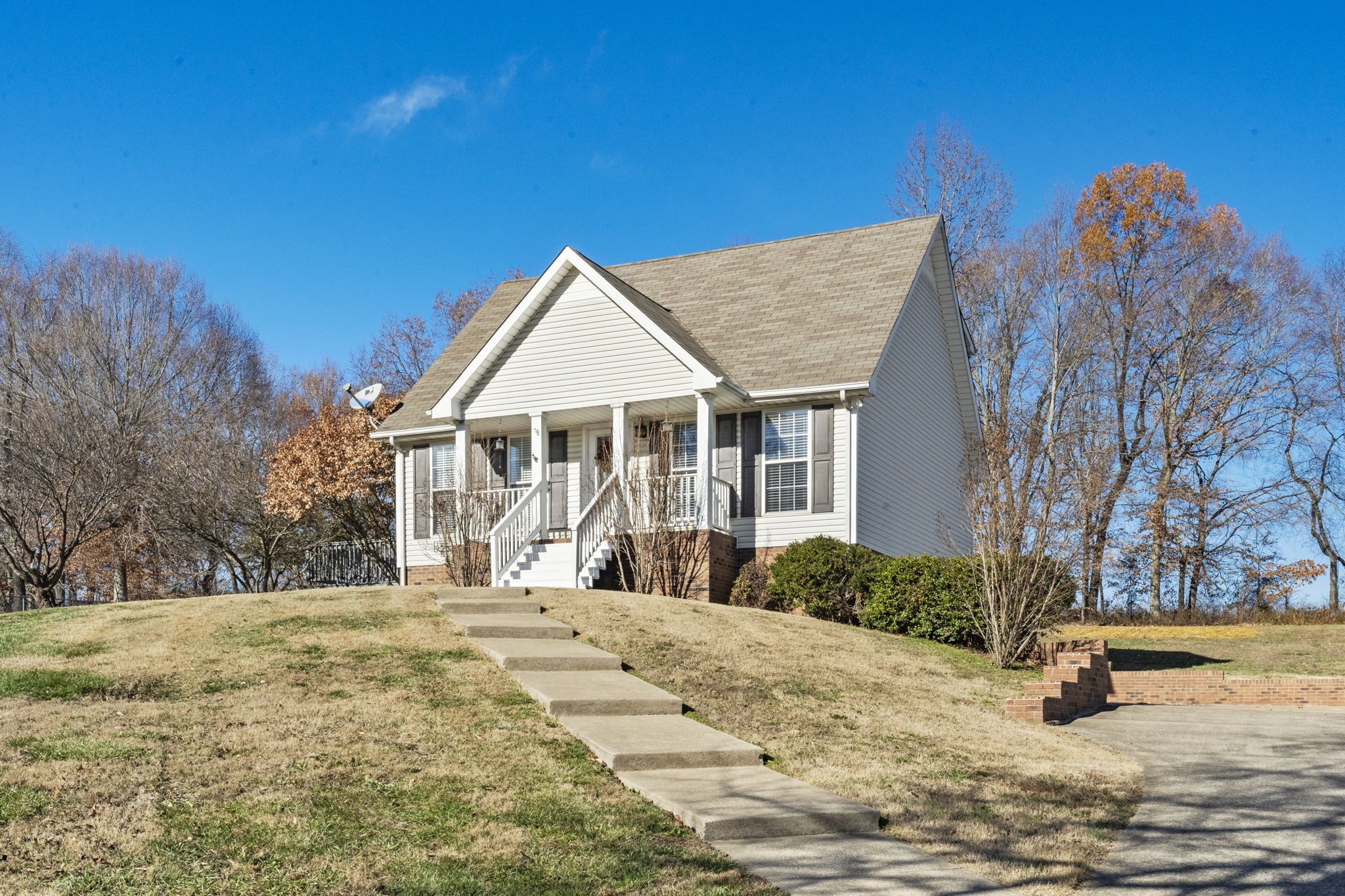 1028 Heatherwood Road Pleasant View, TN 37146 - Photo 6 of 45 Gallery Image 6