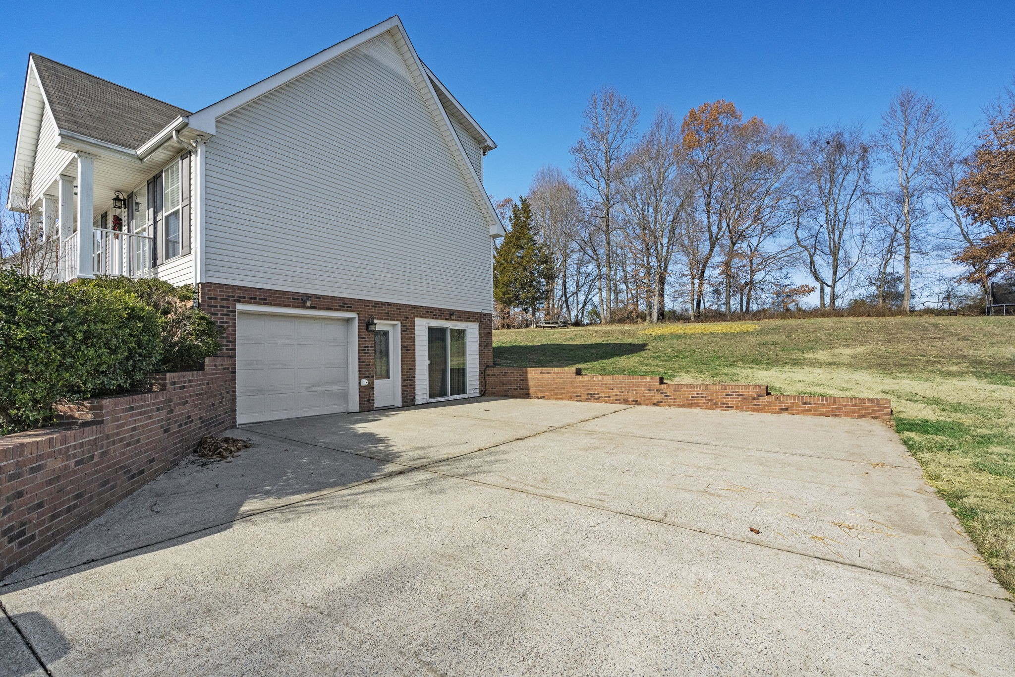 1028 Heatherwood Road Pleasant View, TN 37146 - Photo 9 of 45 Gallery Image 9