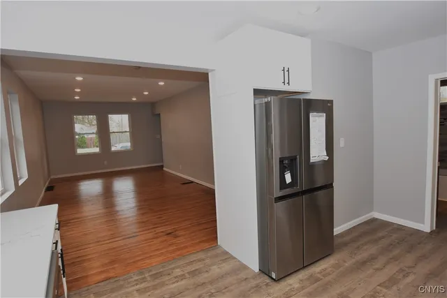 $2,100 | 112 Woodlawn Avenue West, Utica, NY 13502