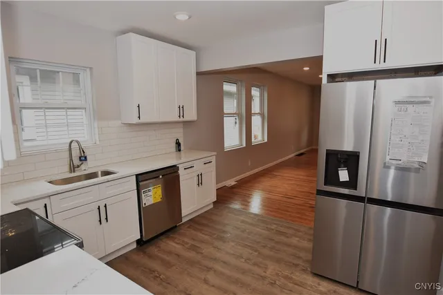 $2,100 | 112 Woodlawn Avenue West, Utica, NY 13502