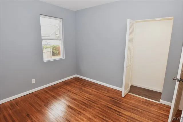 $2,100 | 112 Woodlawn Avenue West, Utica, NY 13502