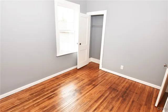 $2,100 | 112 Woodlawn Avenue West, Utica, NY 13502