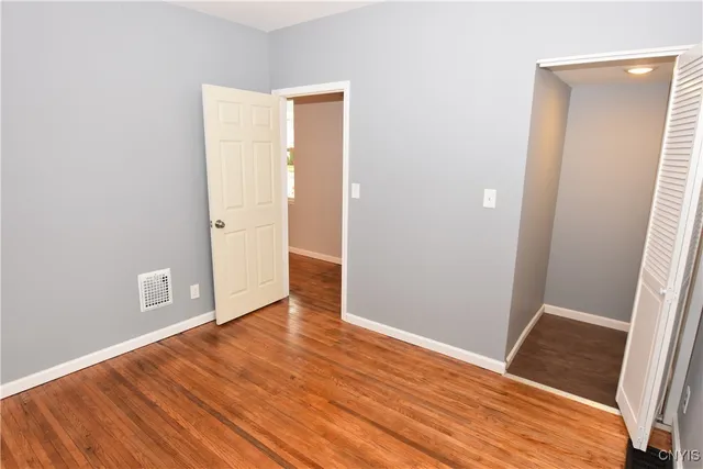 $2,100 | 112 Woodlawn Avenue West, Utica, NY 13502