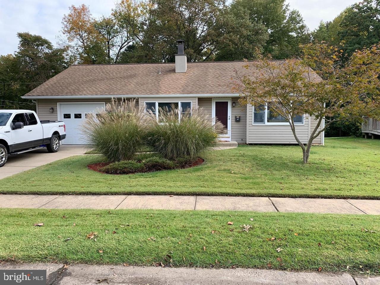 Photo from previous listing ..