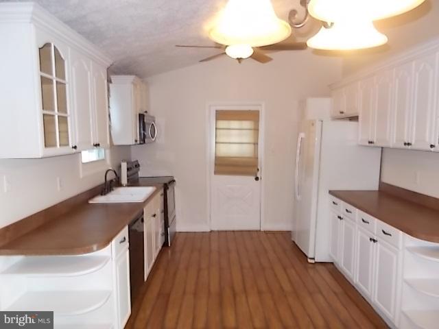 519 Nollmeyer Road Baltimore, MD 21220 - Photo 2 of 15 Kitchen