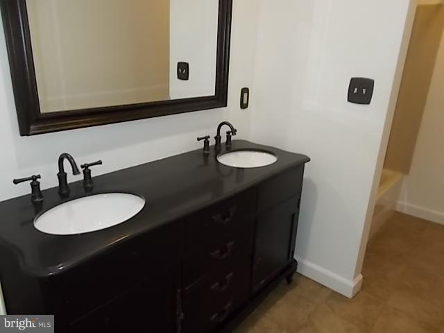 519 Nollmeyer Road Baltimore, MD 21220 - Photo 13 of 15