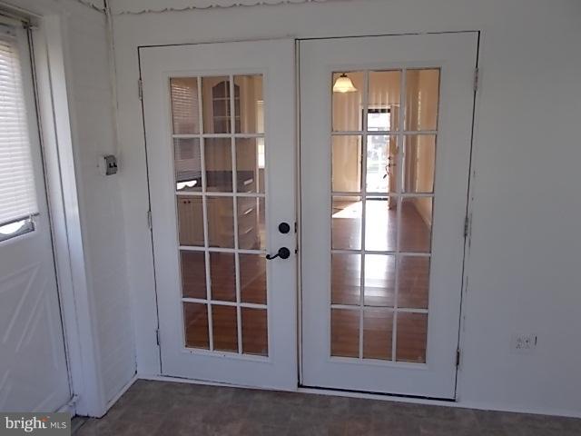 519 Nollmeyer Road Baltimore, MD 21220 - Photo 6 of 15 French doors to sun Room