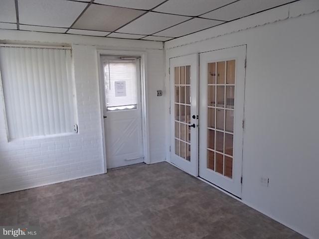 519 Nollmeyer Road Baltimore, MD 21220 - Photo 7 of 15 Enclosed Sun Room