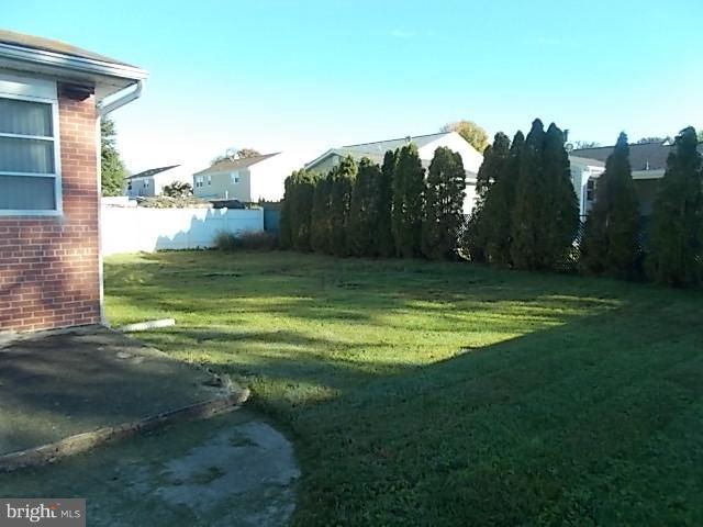 519 Nollmeyer Road Baltimore, MD 21220 - Photo 9 of 15 Exterior yard