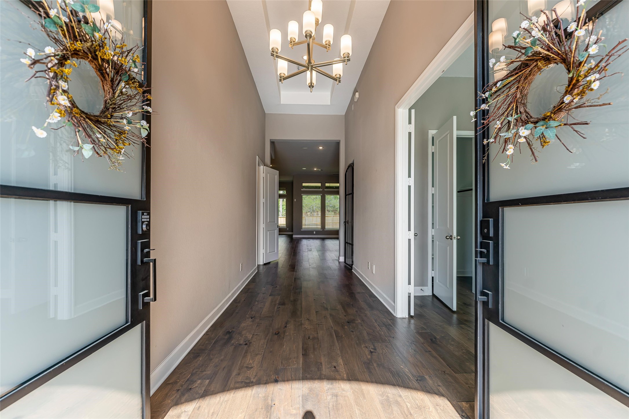 1050 Groveton Ridge Lane Pinehurst, TX 77362 - Photo 6 of 50 a view interior of the house and wooden floor