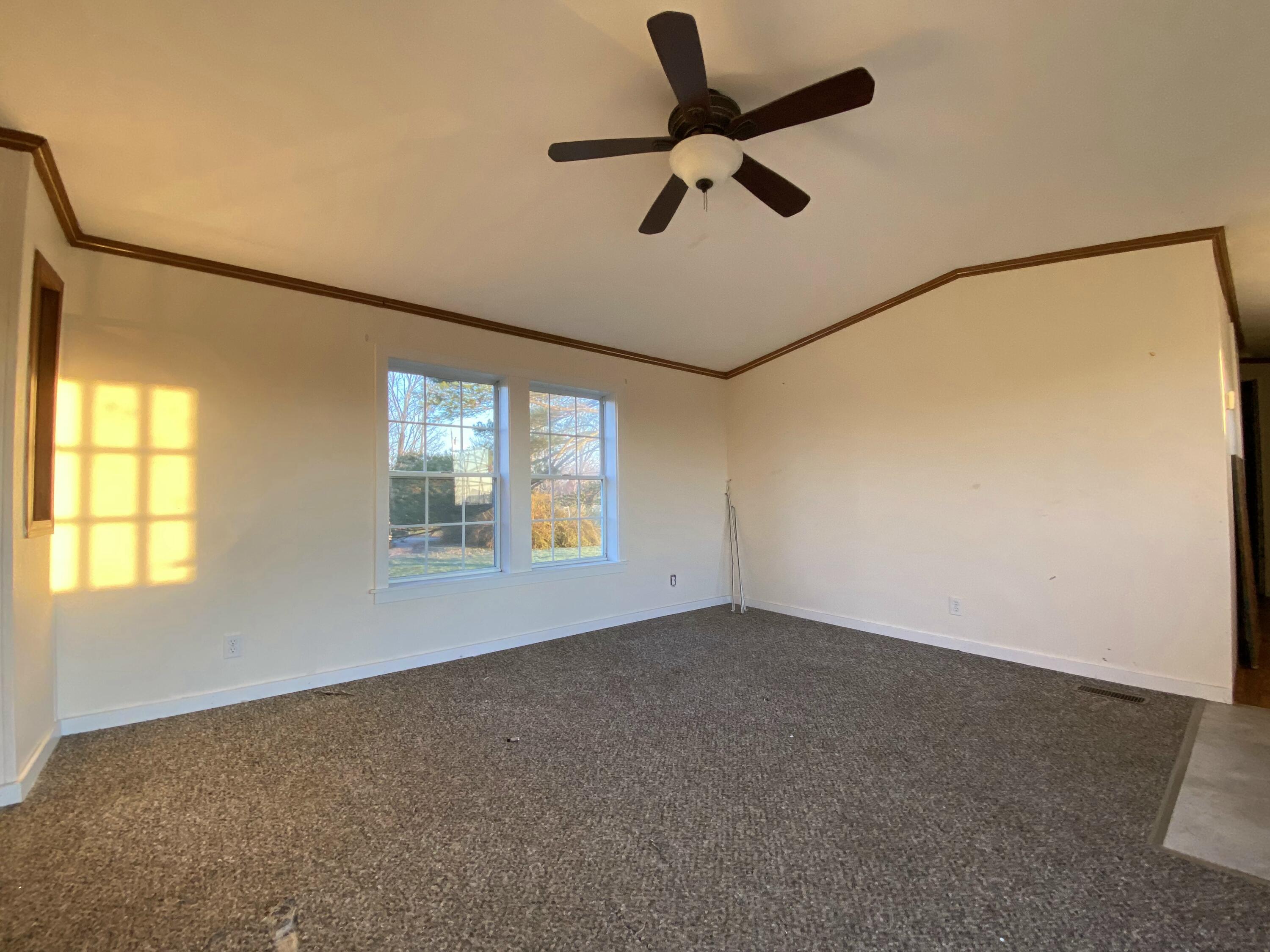 260 Main Road Bradford, ME 04410 - Photo 10 of 17 Living Room
