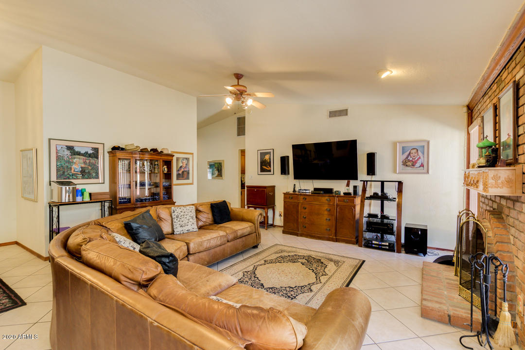 4530 East Redfield Road Phoenix, AZ 85032 - Photo 17 of 37 19-Redfield