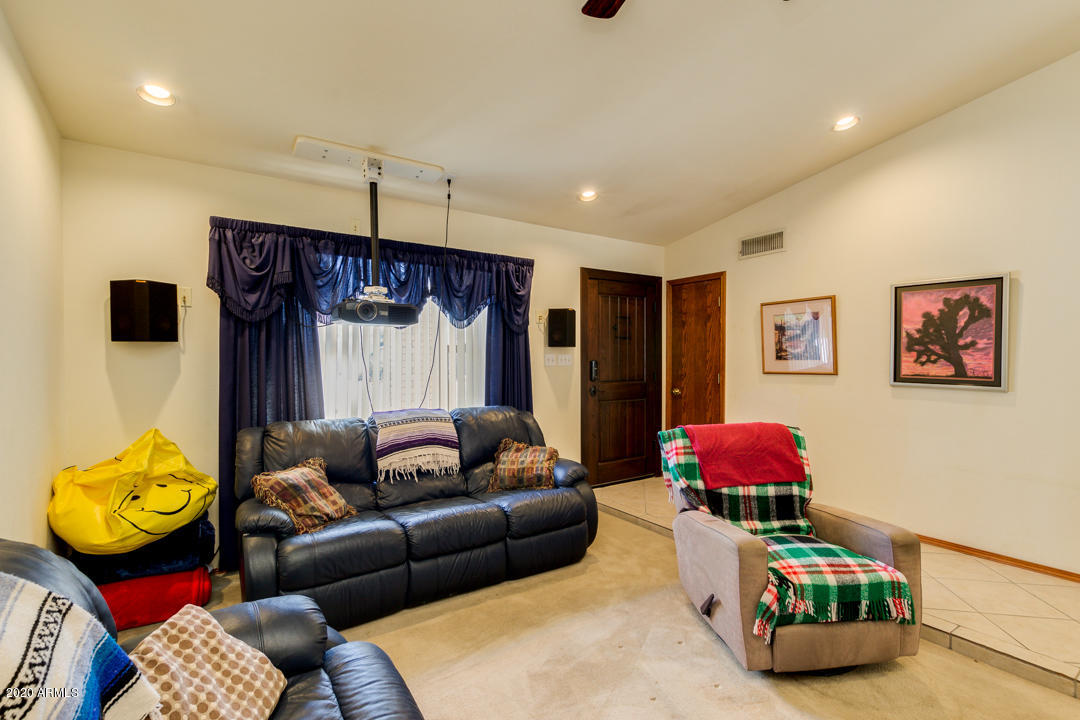 4530 East Redfield Road Phoenix, AZ 85032 - Photo 6 of 37 08-Redfield