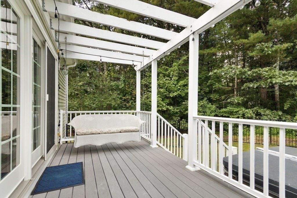 122 Spectacle Pond Road Littleton, MA 01460 - Photo 17 of 42