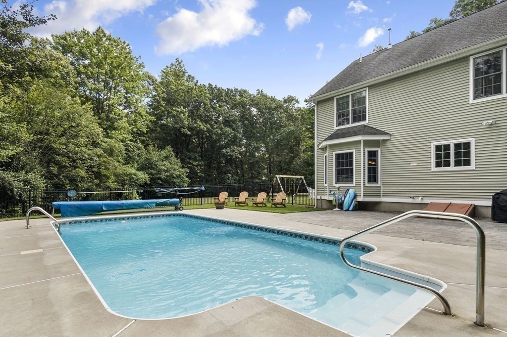 122 Spectacle Pond Road Littleton, MA 01460 - Photo 19 of 42