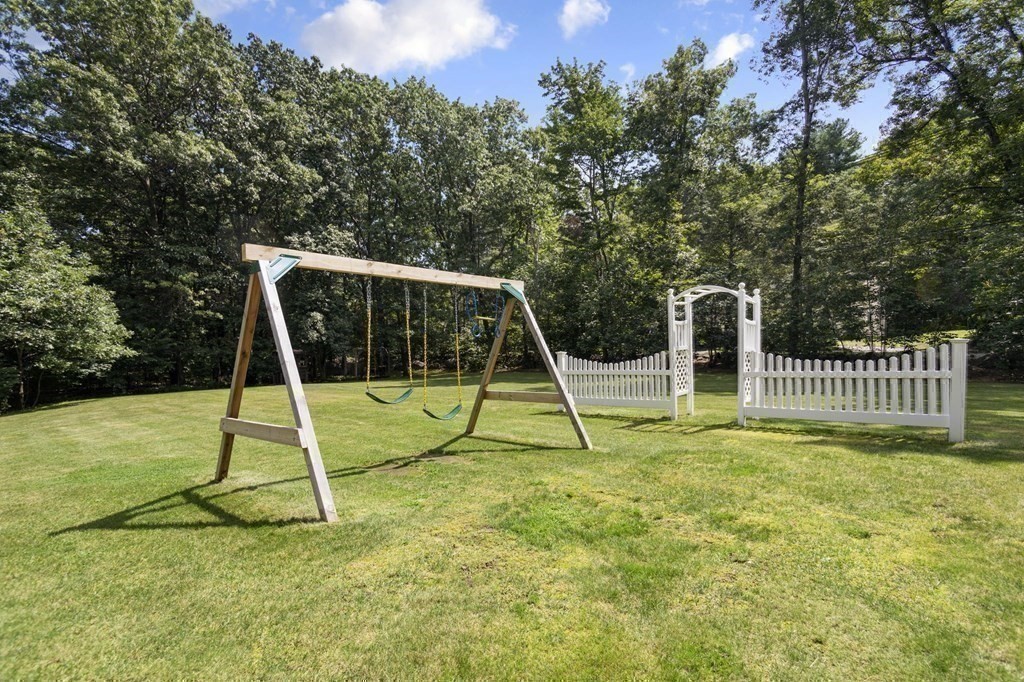 122 Spectacle Pond Road Littleton, MA 01460 - Photo 38 of 42