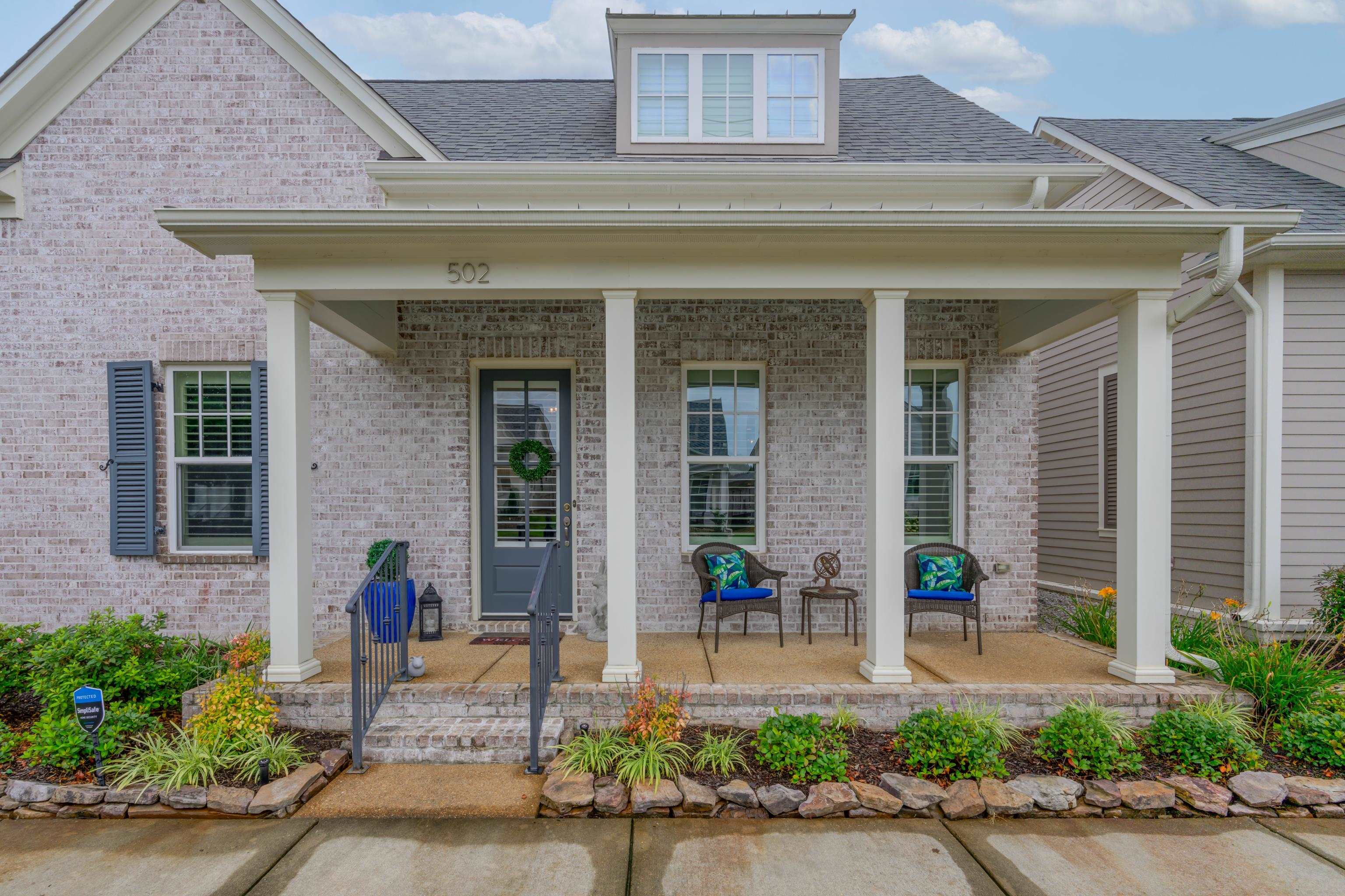 502 South Shea Road Collierville, TN 38017 - Photo 4 of 40 Property entrance featuring a porch