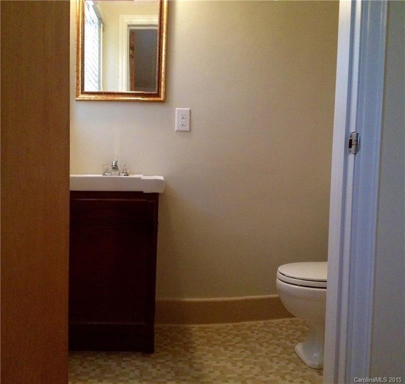 1701 Cathey Road Charlotte, NC 28214 - Photo 13 of 18 Gallery Image 13