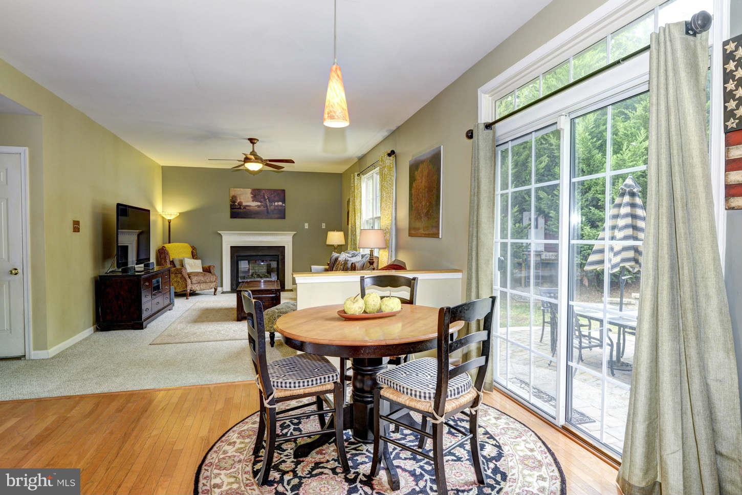 6209 Patuxent Quarter Road Elkridge, MD 21076 - Photo 8 of 28 Breakfast Area