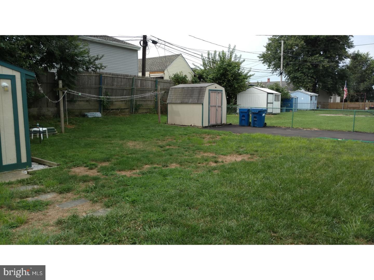 10 Paul Road New Castle, DE 19720 - Photo 11 of 14 Exterior Back