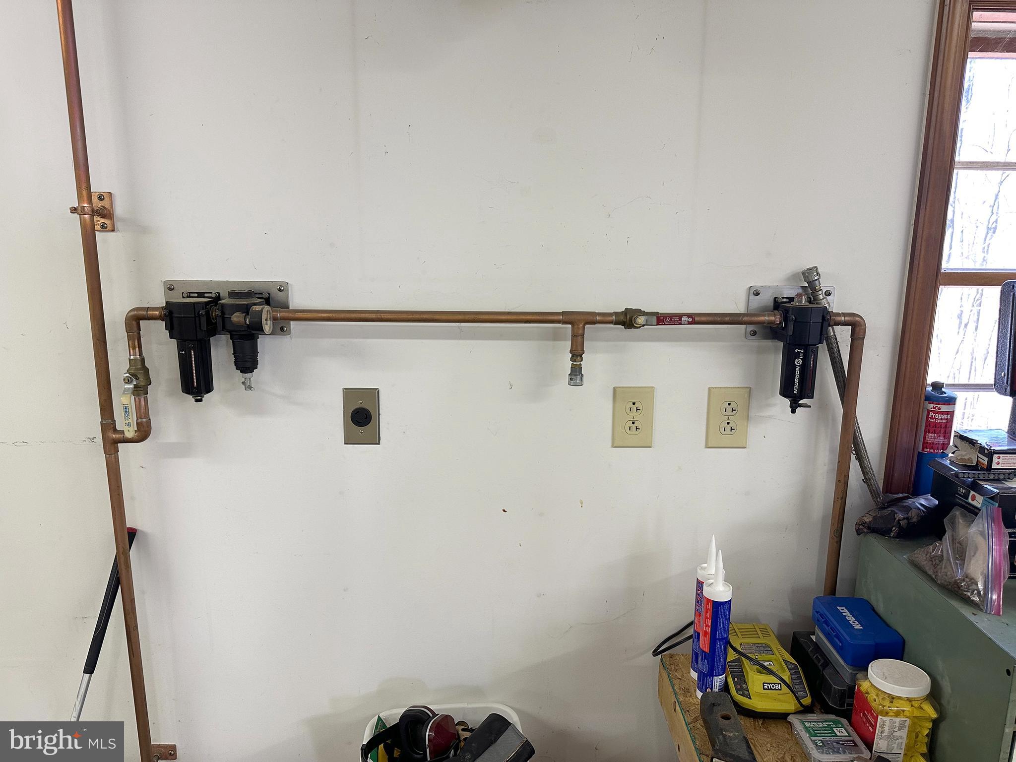 232 Old State Road Boyertown, PA 19512 - Photo 45 of 46 Air lines in detached garage