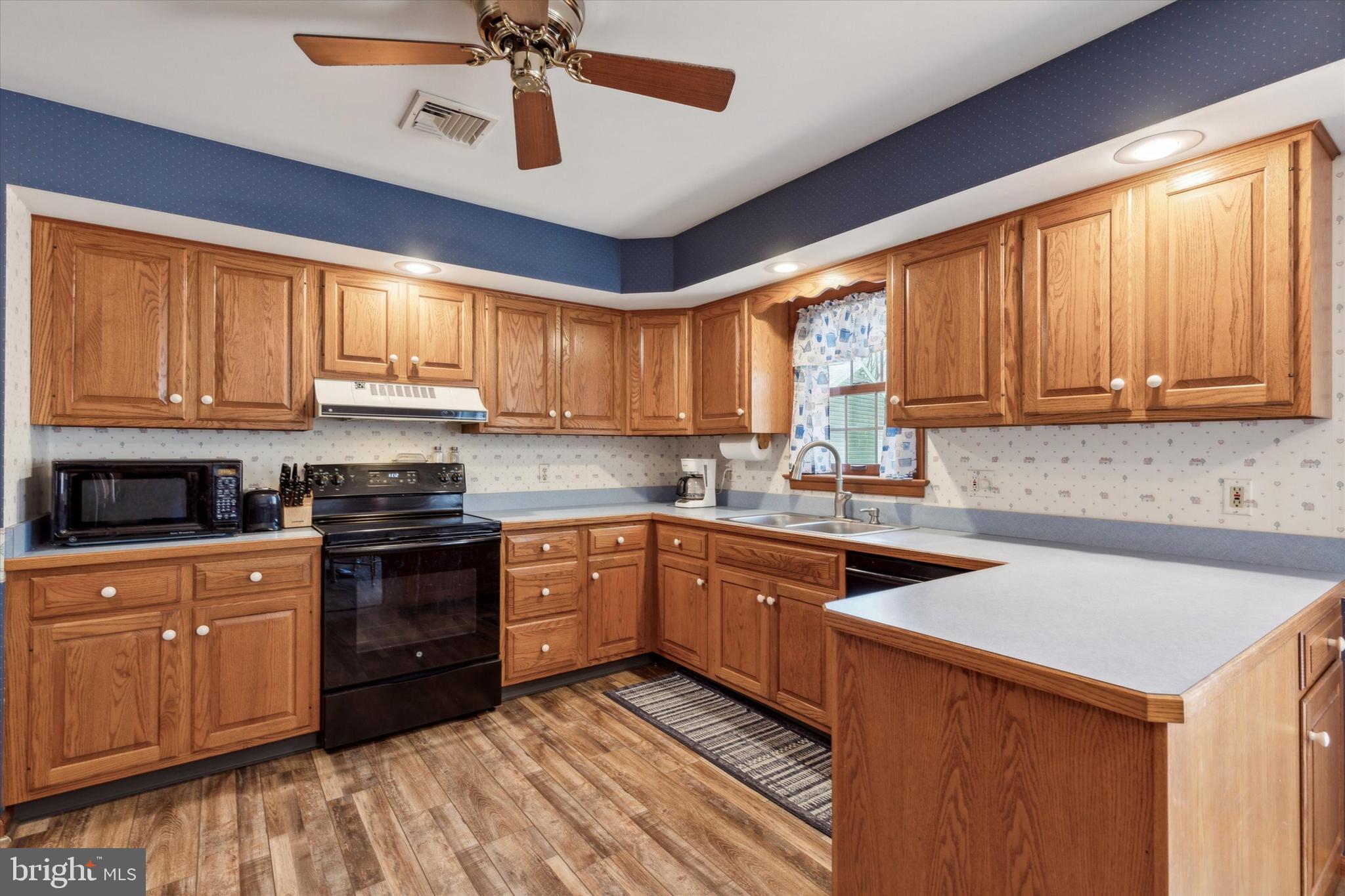232 Old State Road Boyertown, PA 19512 - Photo 10 of 46 Kitchen and new floor