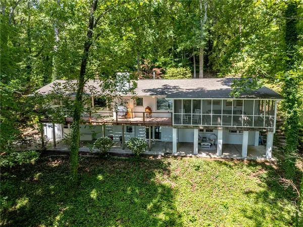$949,900 | 1609 South Arlington Drive, Seneca, SC 29672