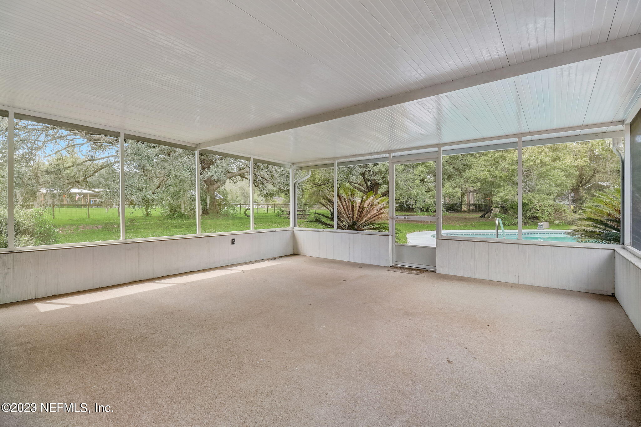 1550 Dolph Road Jacksonville, FL 32220 - Photo 30 of 39 SCREENED PATIO