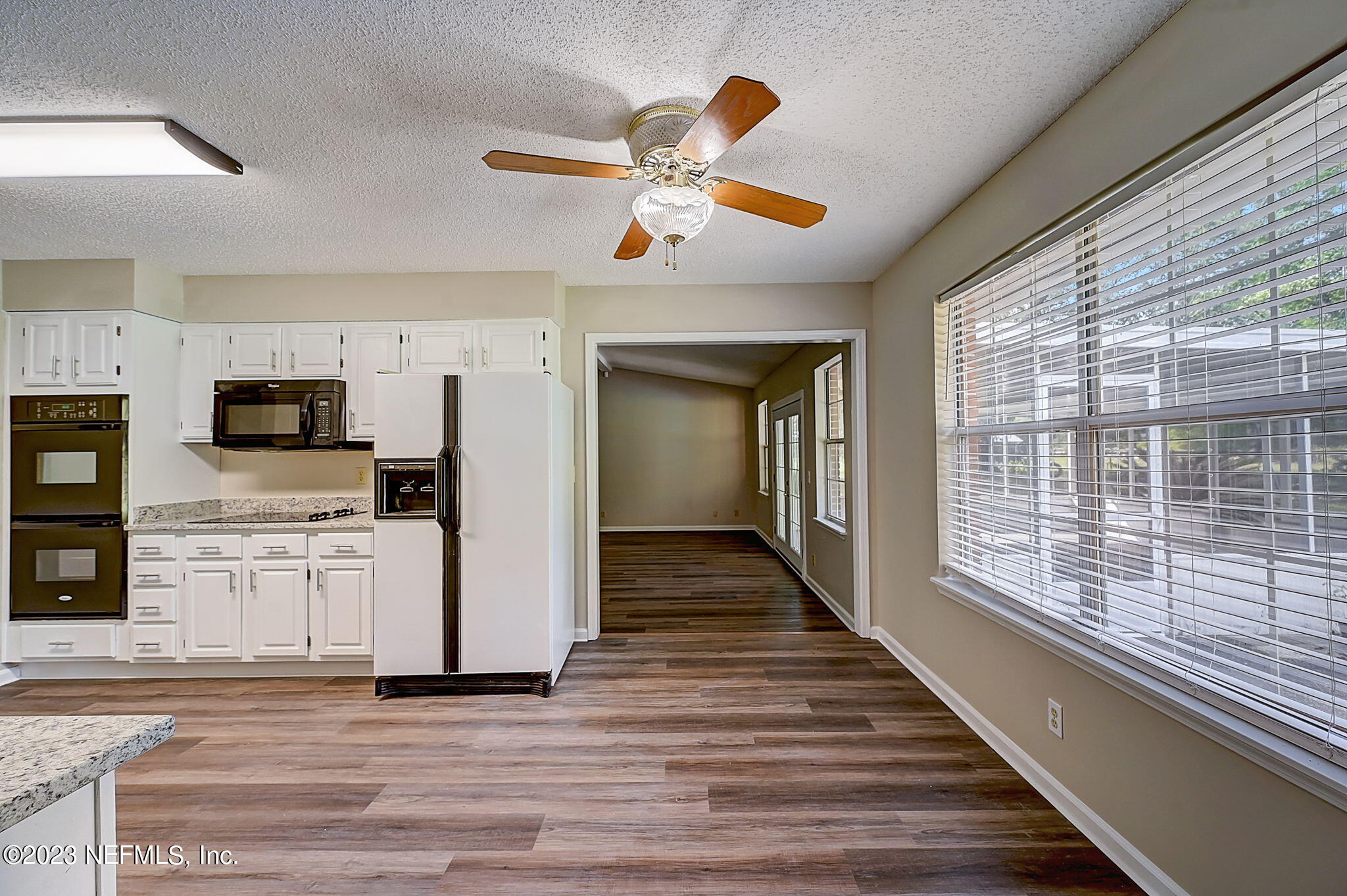 1550 Dolph Road Jacksonville, FL 32220 - Photo 8 of 39 KITCHEN
