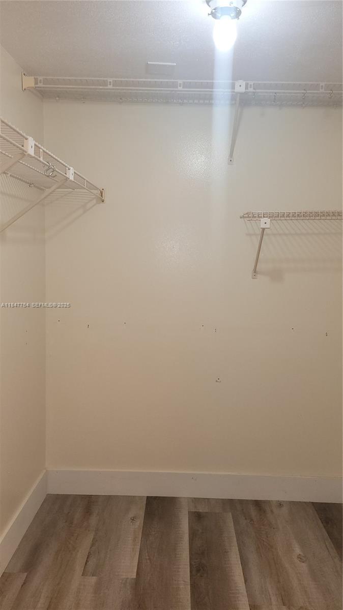 900 Northeast 195th Street, Unit 620 Miami, FL 33179 - Photo 20 of 28 a view of small space