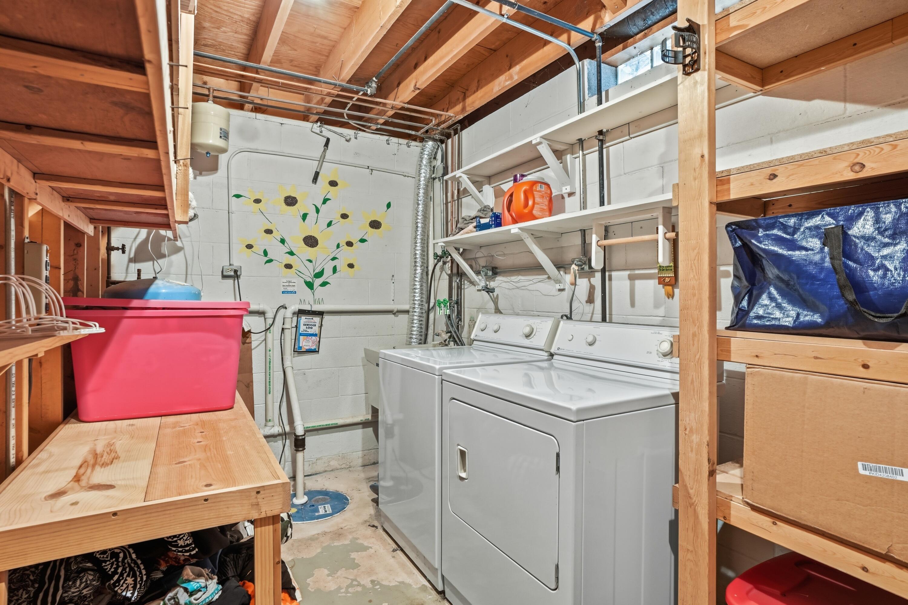 508 West 117th Place Crown Point, IN 46307 - Photo 16 of 20 a utility room with dryer and washer