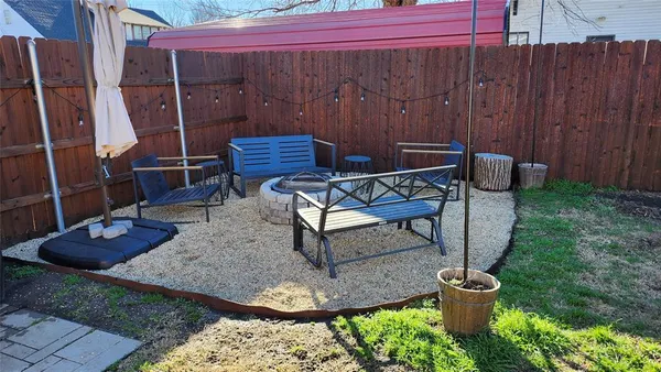 a view of outdoor space