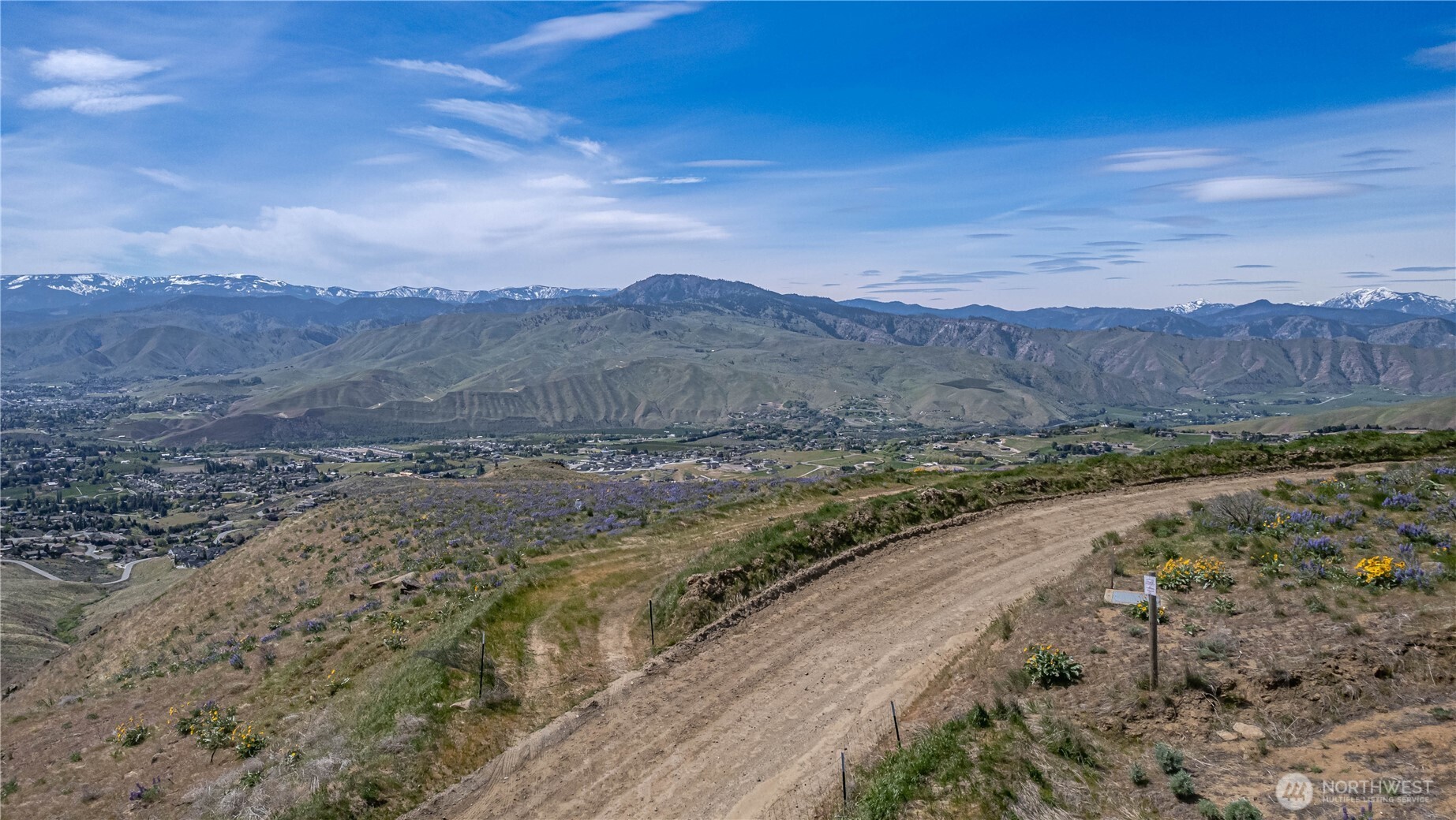 1 Burch Mountain Road Wenatchee, WA 98801 - Photo 3 of 34 a view of an outdoor space with mountain view