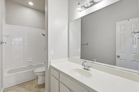 $750,000 | 1731 Meadows Avenue, Lantana, TX 76226