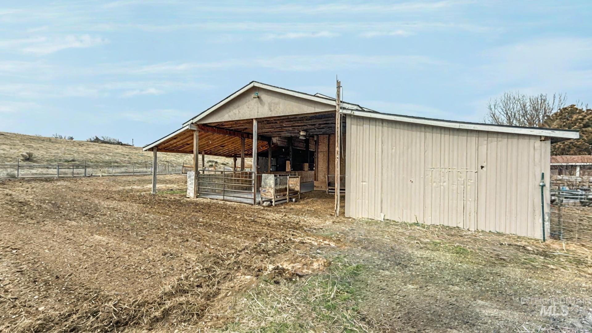 7985 South Cloverdale Road Boise, ID 83709 - Photo 46 of 49