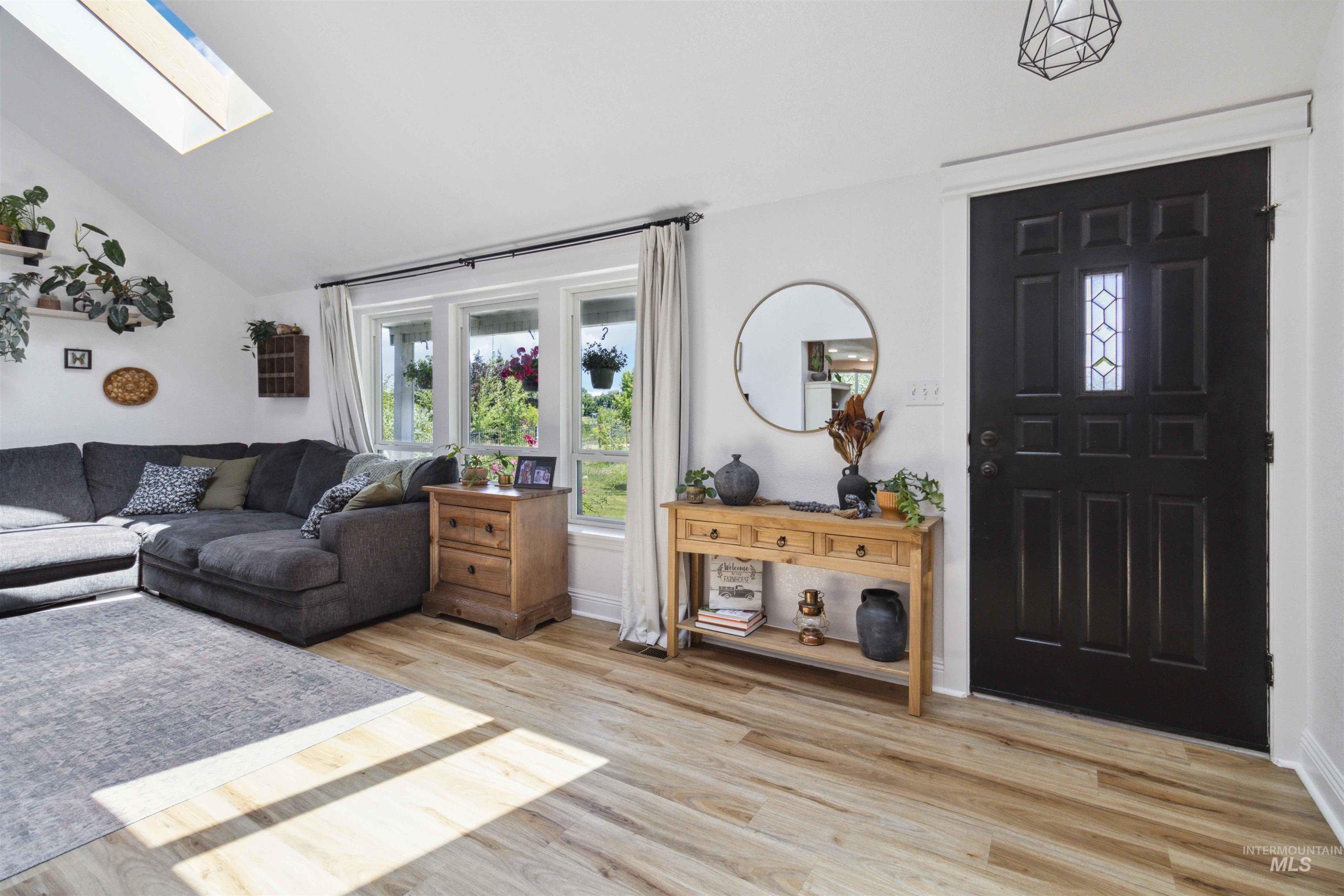 7985 South Cloverdale Road Boise, ID 83709 - Photo 5 of 49