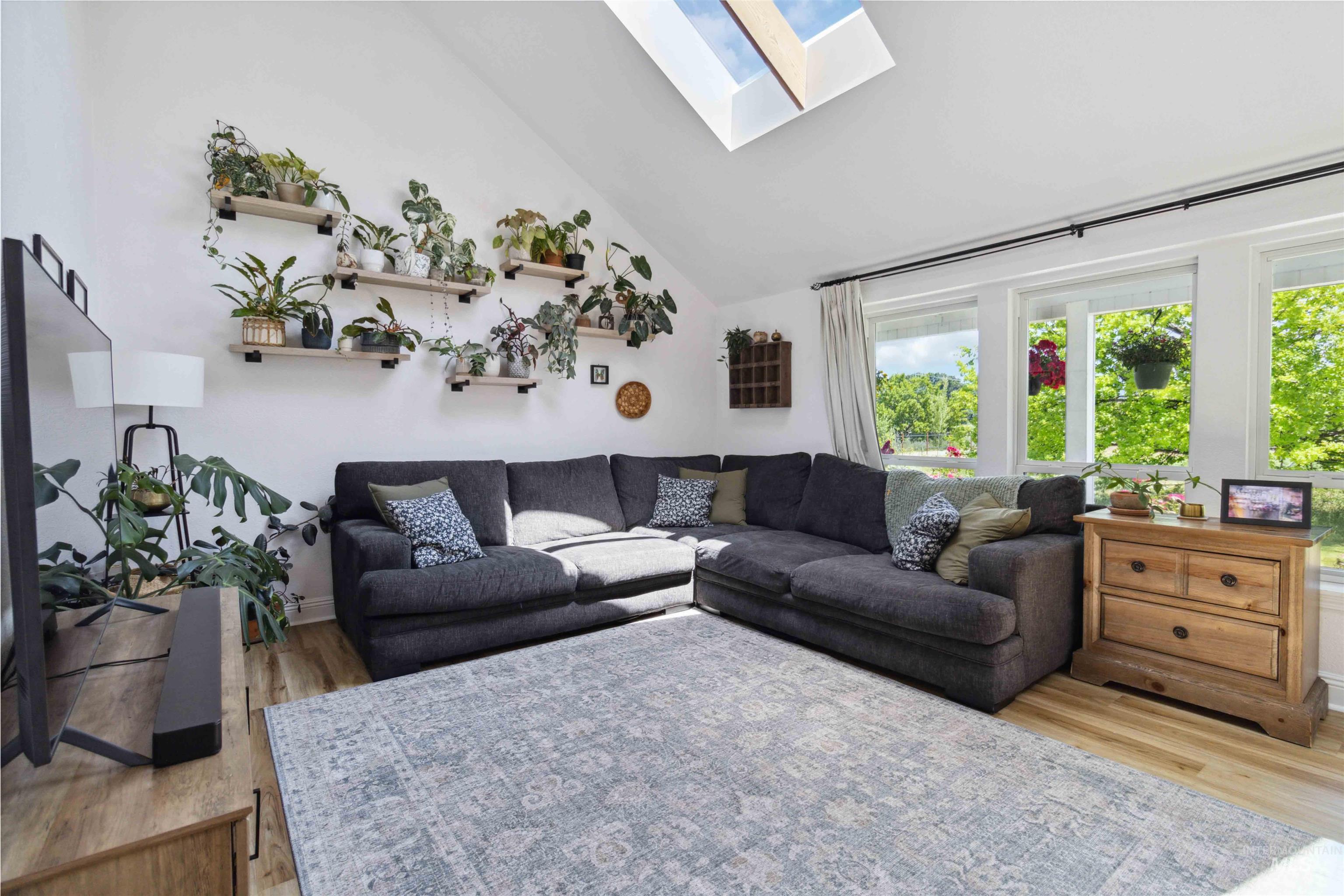 7985 South Cloverdale Road Boise, ID 83709 - Photo 6 of 49