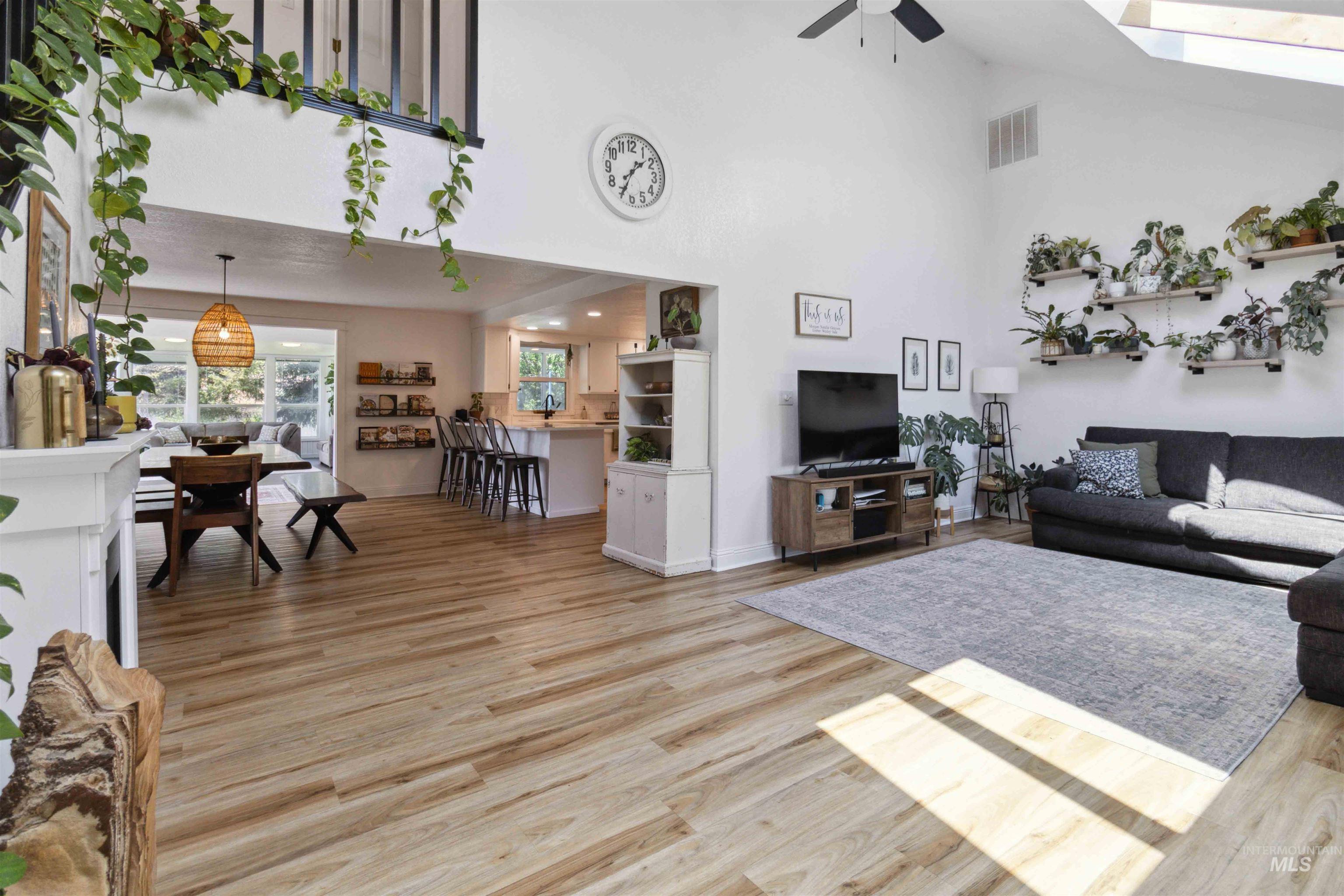 7985 South Cloverdale Road Boise, ID 83709 - Photo 7 of 49