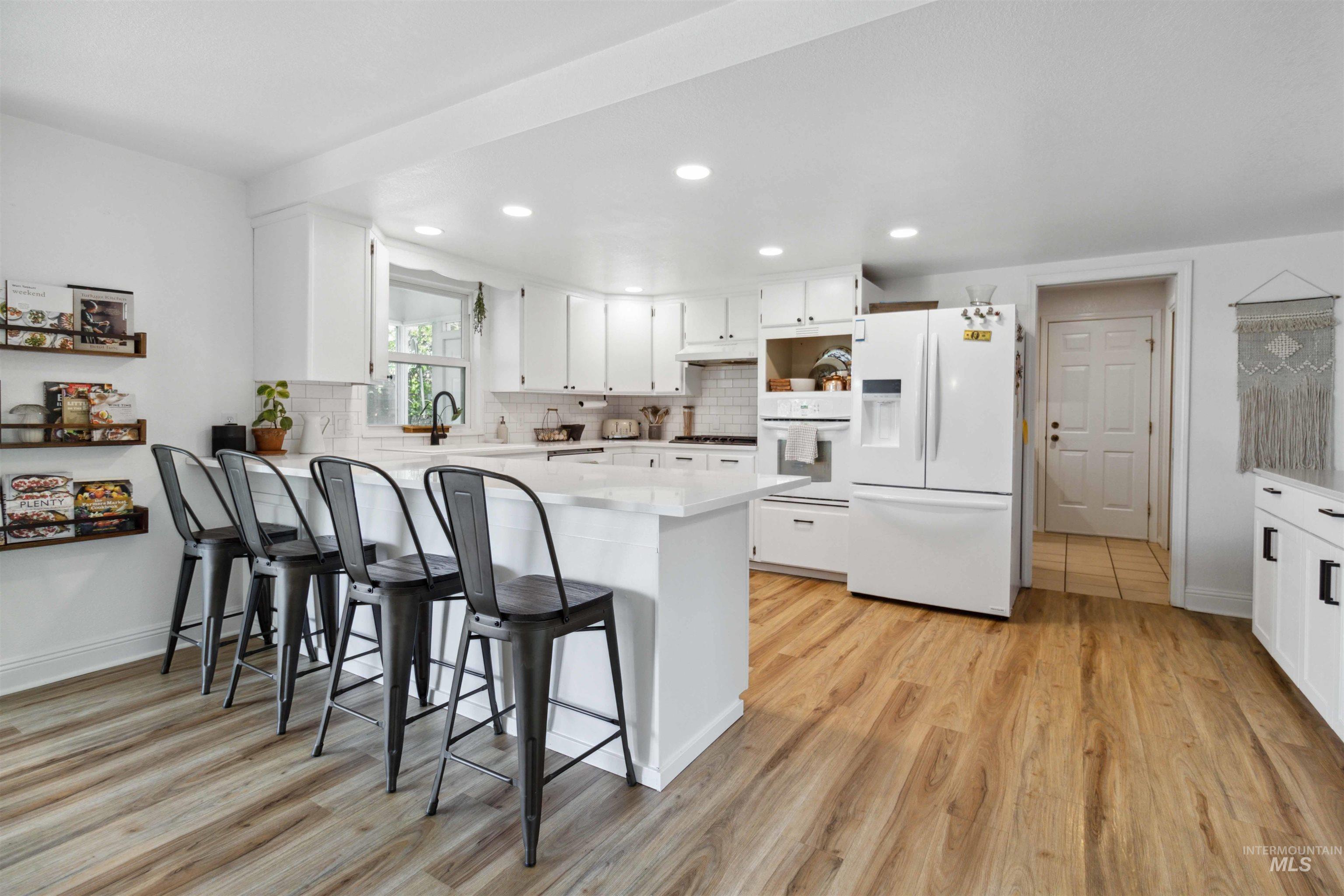 7985 South Cloverdale Road Boise, ID 83709 - Photo 10 of 49