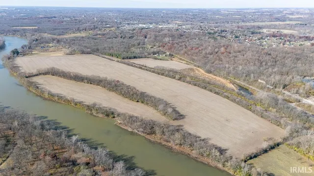 Logansport Road, Logansport, IN 46947