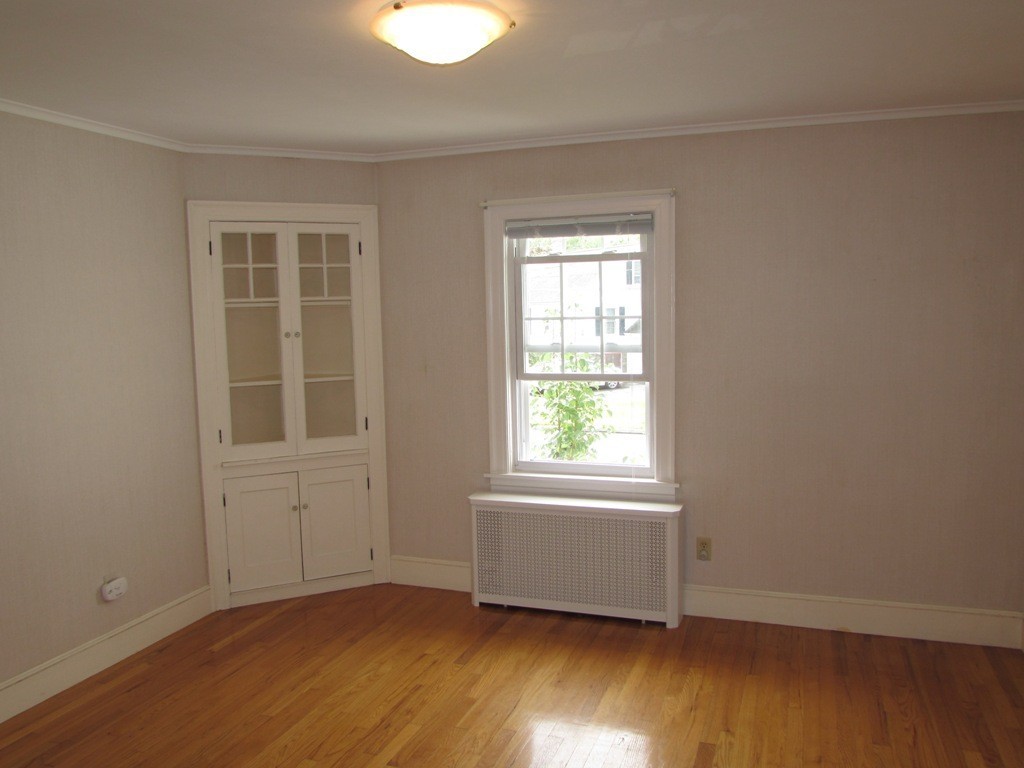 51 Ideal Road Worcester, MA 01604 - Photo 6 of 29 Gallery Image 6
