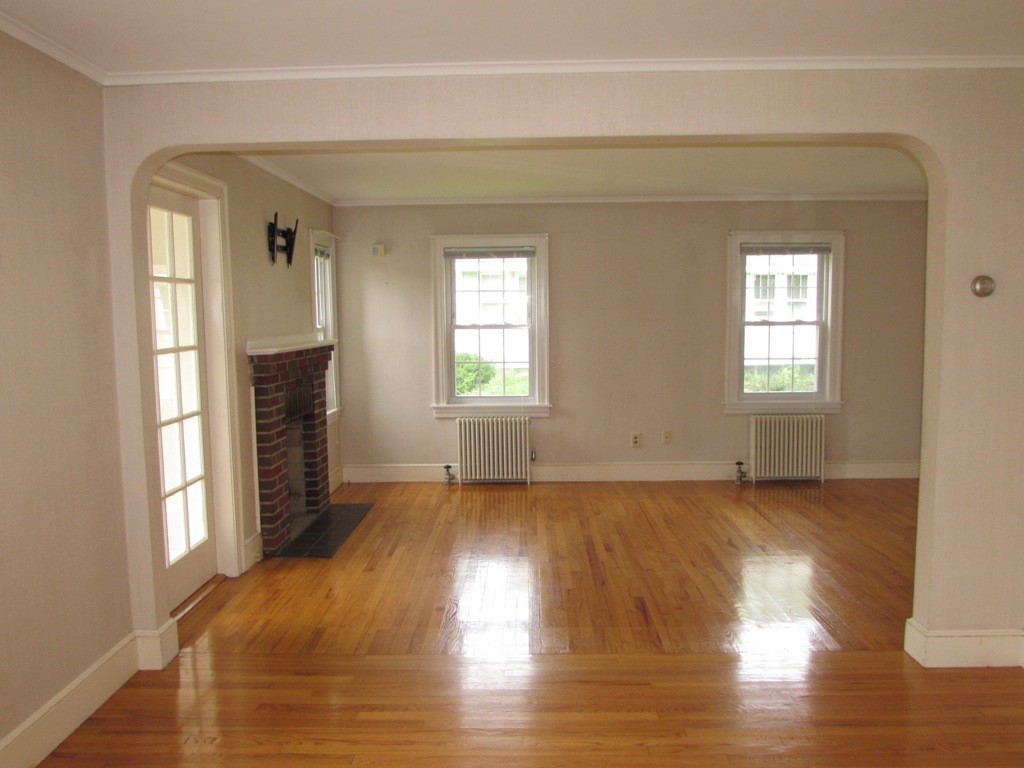 51 Ideal Road Worcester, MA 01604 - Photo 9 of 29 Gallery Image 9