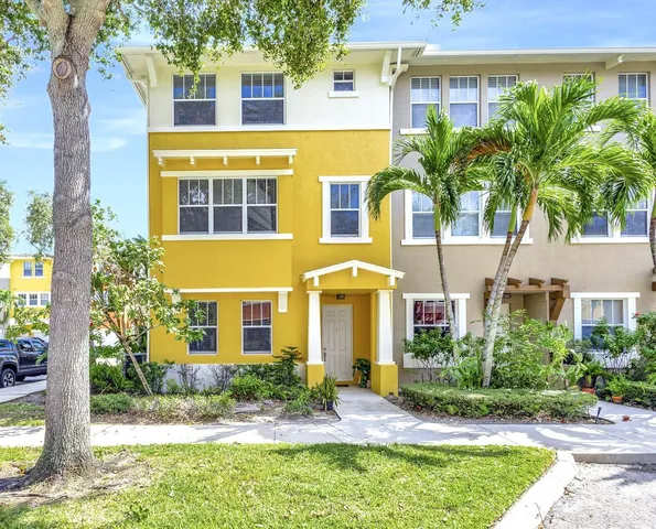 $449,900 | 883 Millbrae Court, Unit 1, West Palm Beach, FL 33401