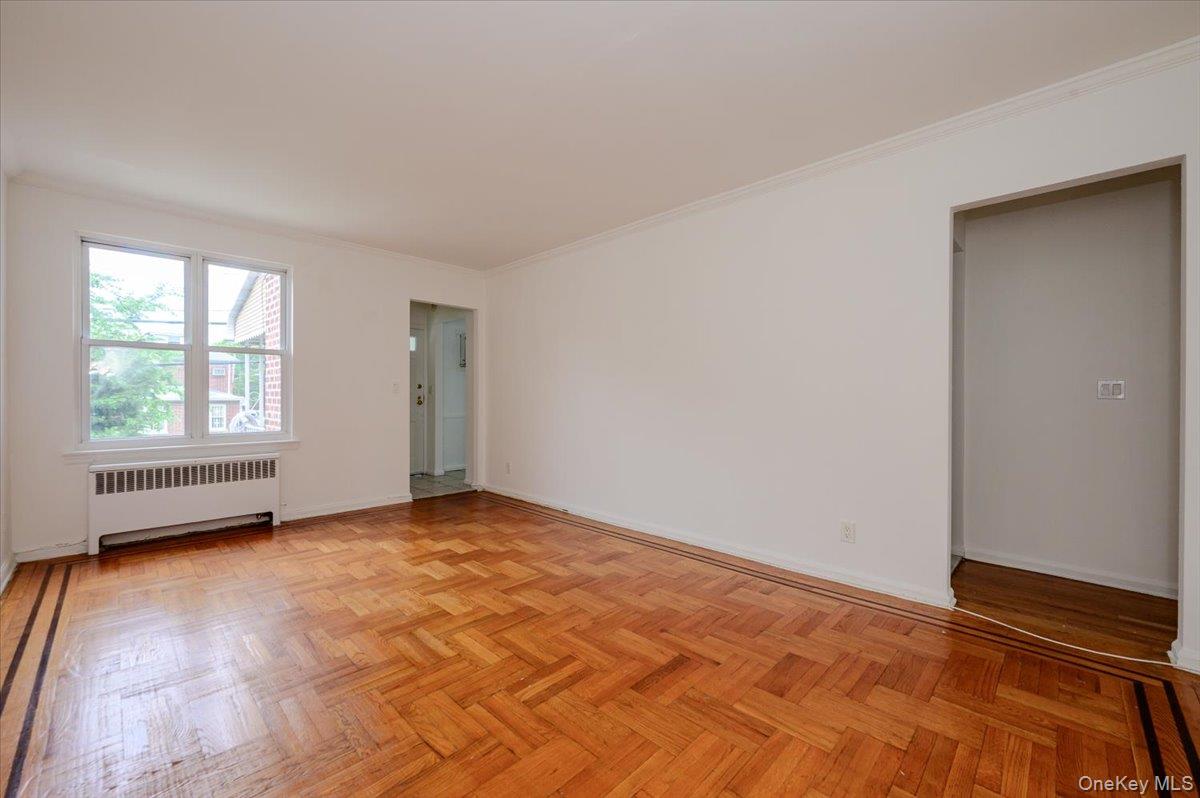 1103 Rhinelander Avenue Bronx, NY 10461 - Photo 8 of 34